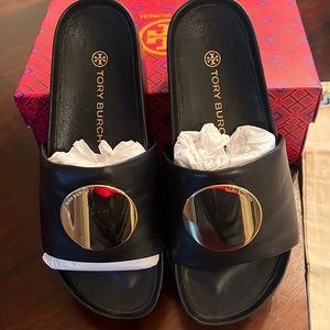 Beautiful black Patos slide from Tory Burch